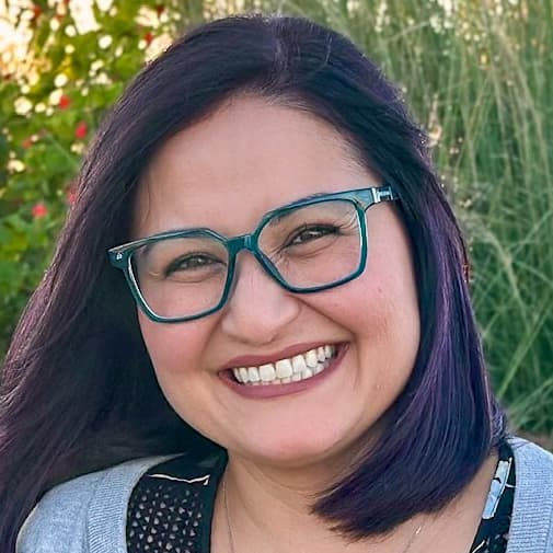 Linette Tovar avatar