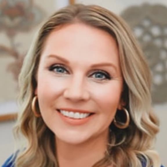 Lauren Hollis avatar