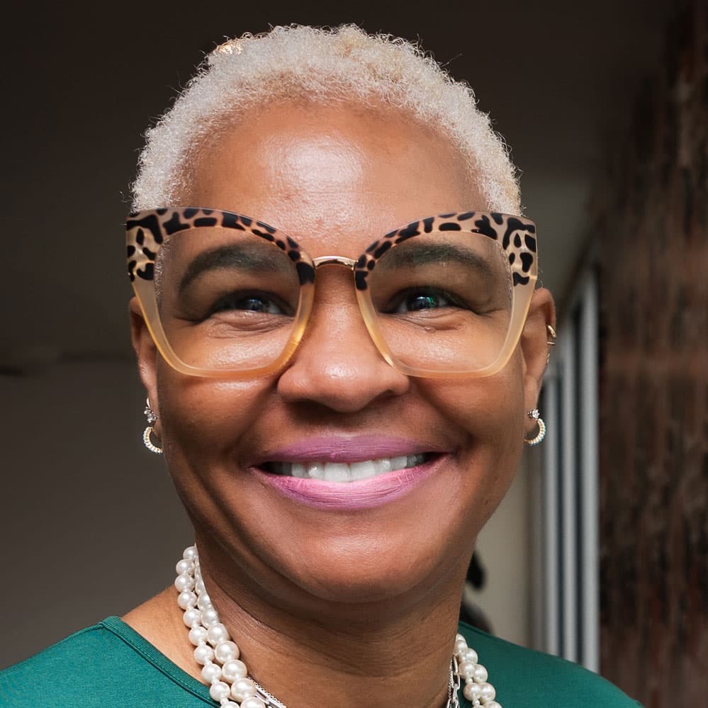 Andrea Cennington avatar